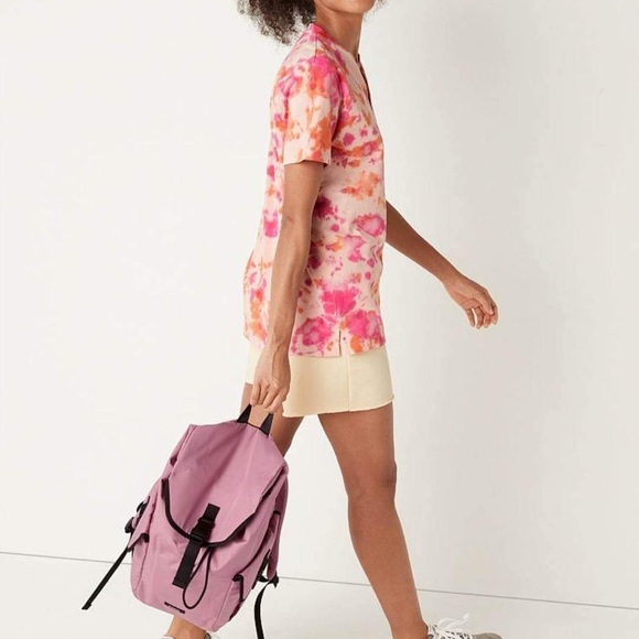 PINK VS Everyday Backpack NEW - Picture 6 of 10